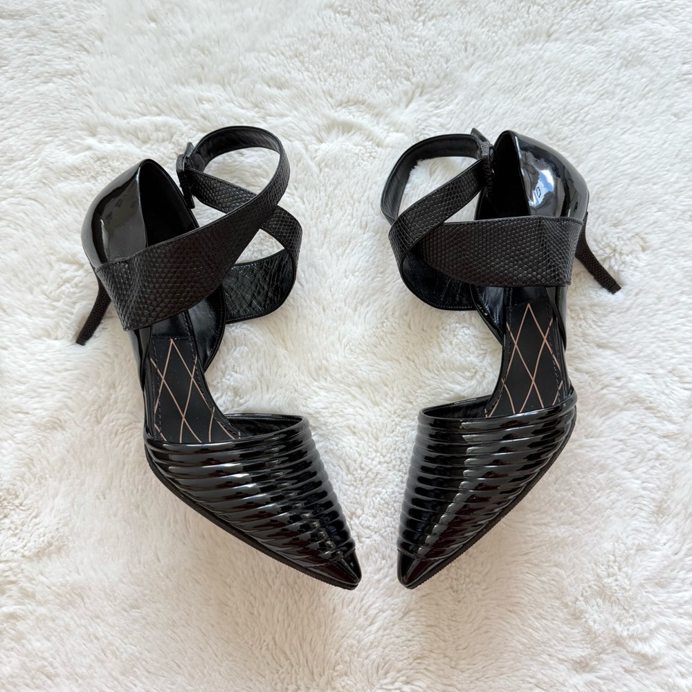 Louis Vuitton women shoes size 39 Authentic Retail 1200$